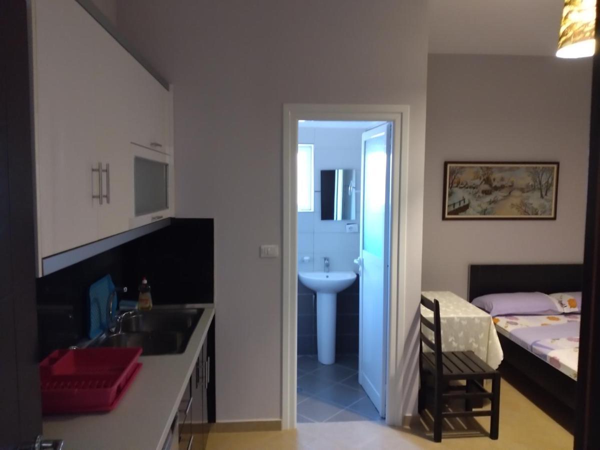 Xuxi Apartments Лукове Экстерьер фото