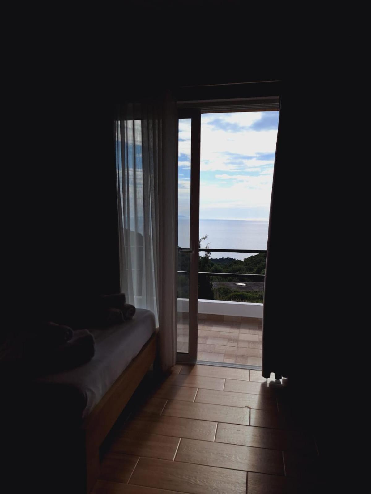 Xuxi Apartments Лукове Экстерьер фото