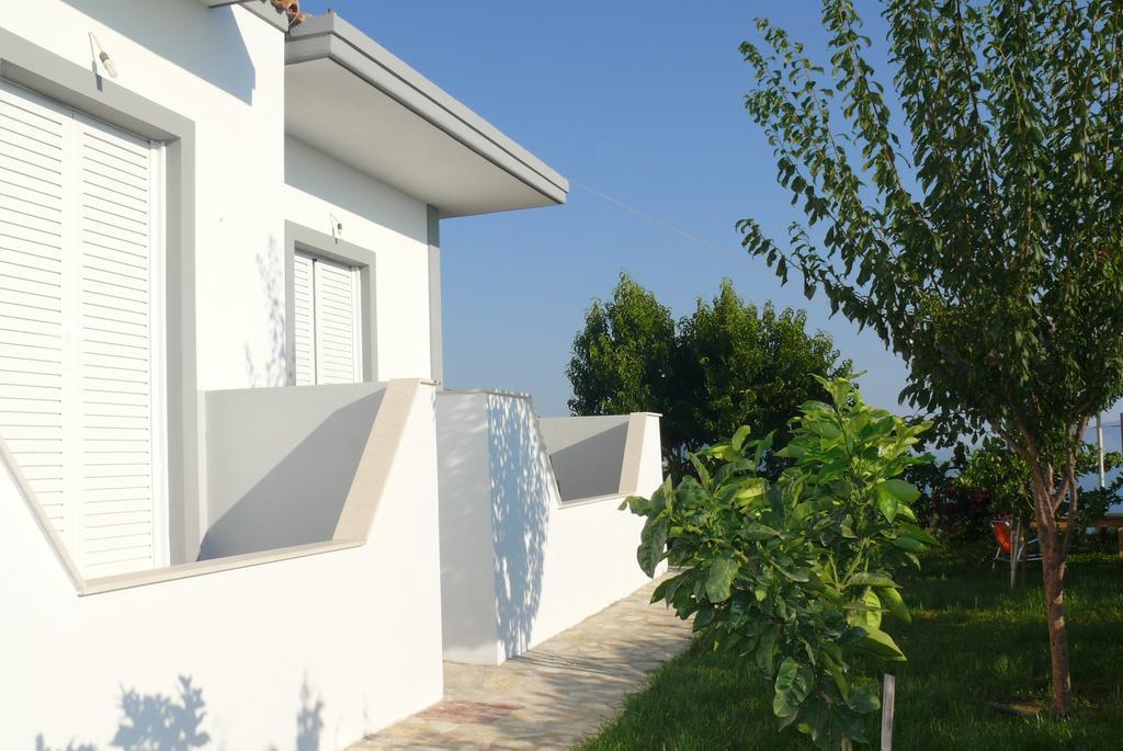 Xuxi Apartments Лукове Экстерьер фото