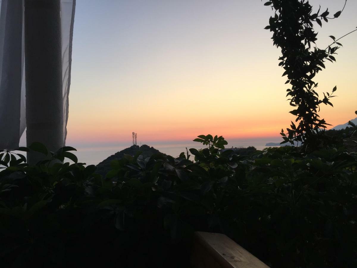 Xuxi Apartments Лукове Экстерьер фото